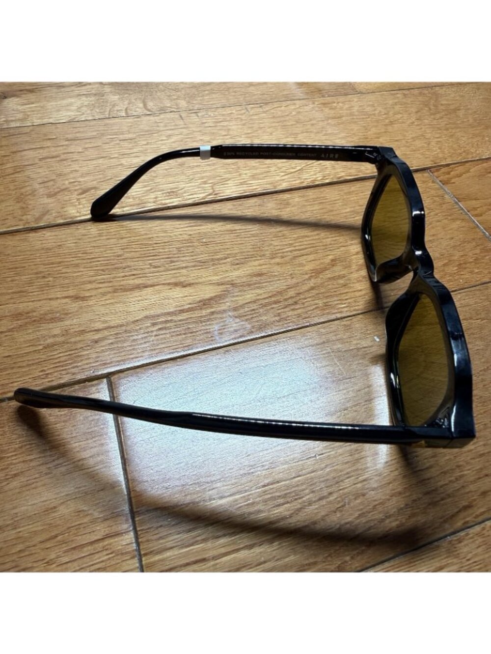 AIRE Black Rectangle Sunglasses Green Lens Retro Unisex Classic Trendy UV - Picture 5 of 9